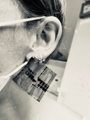 121 - Silver Earing