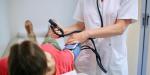 Consultation médicale, prise de tension